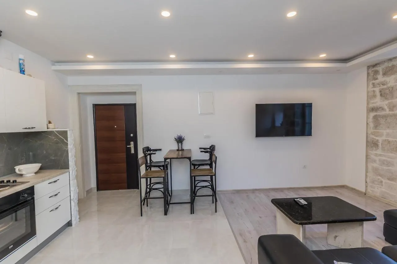A2 - Spacious Apt On Seafront With The Sea View Kastela 0*,  Croatia