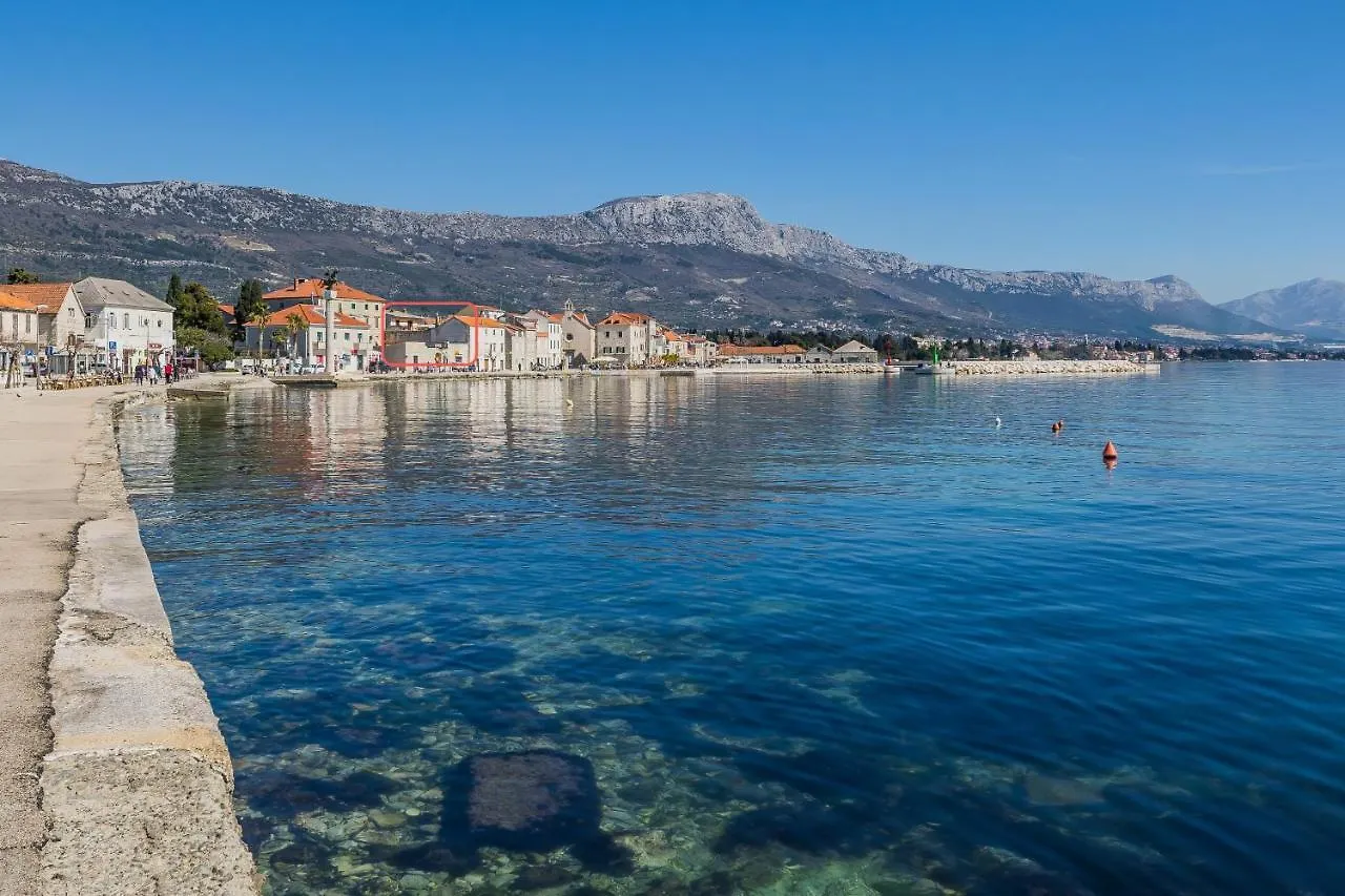 Apartment A2 - Spacious Apt On Seafront With The Sea View Kastela