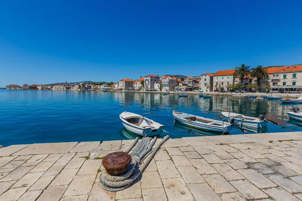 A2 - Spacious Apt On Seafront With The Sea View Kaštela 0*,